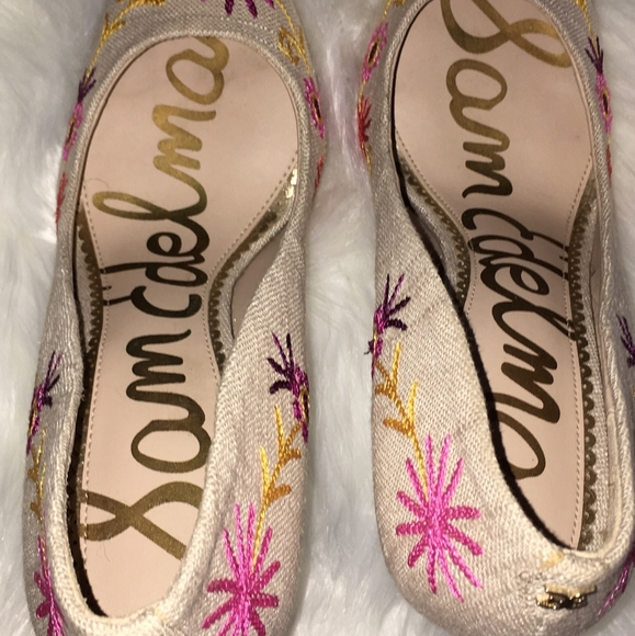 Heels - Picture 2 of 3